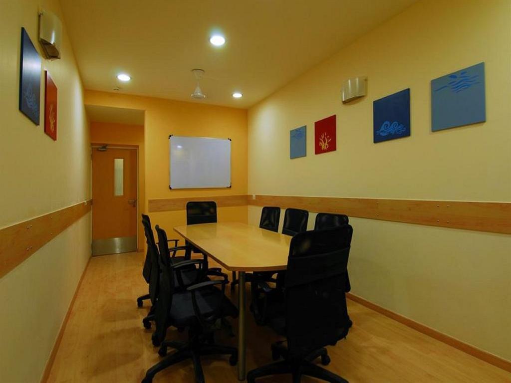 Faridabad Hotel Екстериор снимка